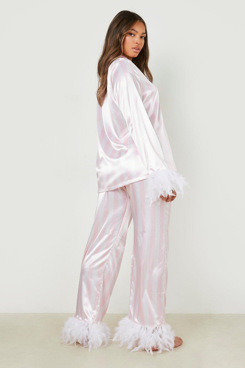 Pyjamas with fur trim hot sale